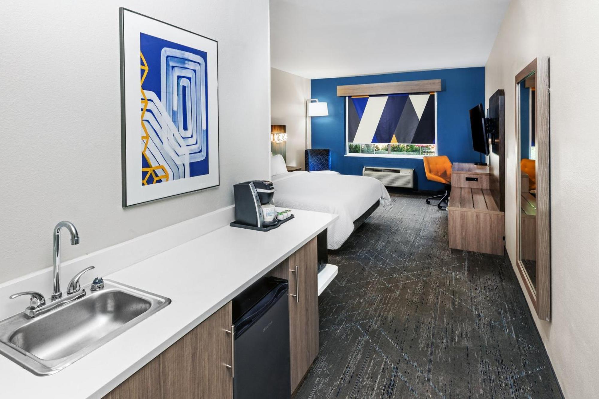 Holiday Inn Express Hotel & Suites Henderson - Traffic Star By Ihg Eksteriør bilde