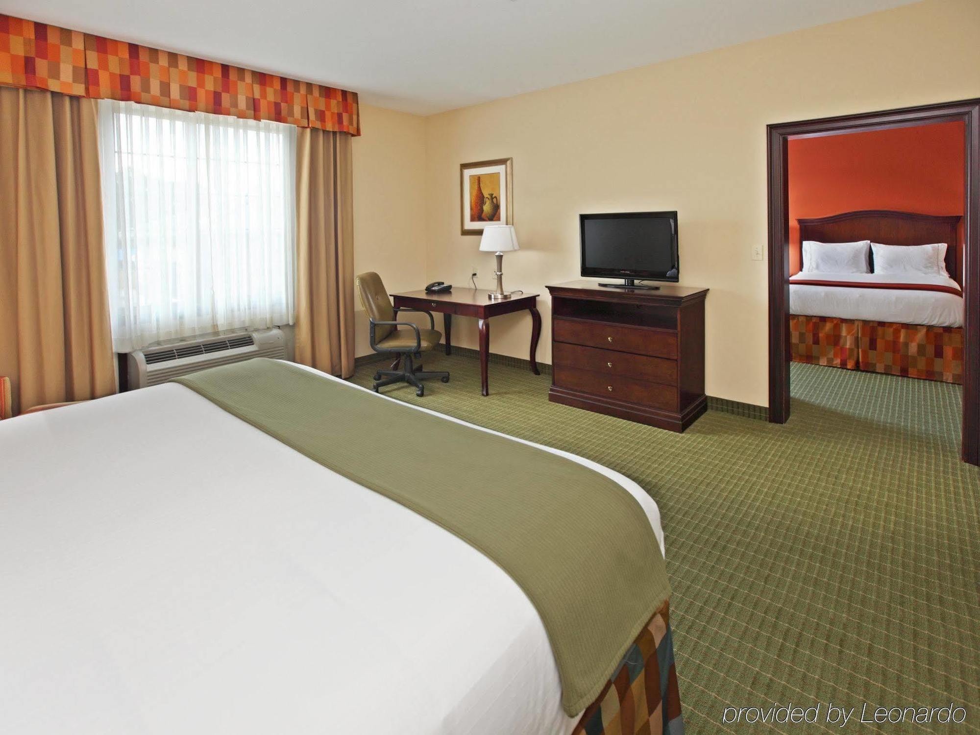 Holiday Inn Express Hotel & Suites Henderson - Traffic Star By Ihg Rom bilde